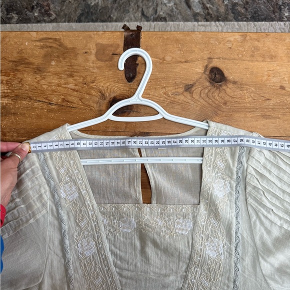 SOLD: NWOT AE Top - Picture 8 of 10